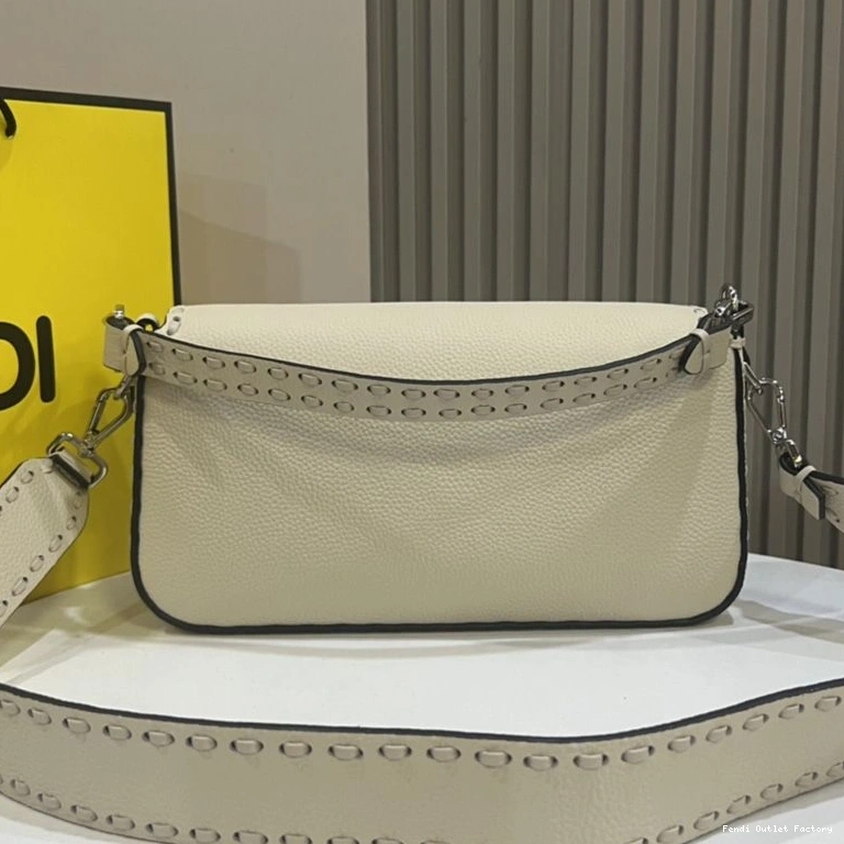 Affordable HOT Cuoio Romano Beige In Medium Bag Baguette Fendi Selleria Leather 0716